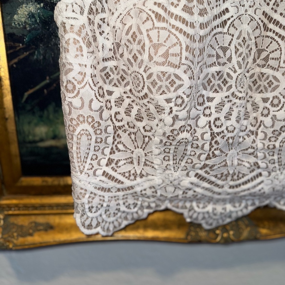 WILLOWBY by Watters White Lace Overlay Short Sleeve Button Back Wedding Top 14 - Picture 5 of 11